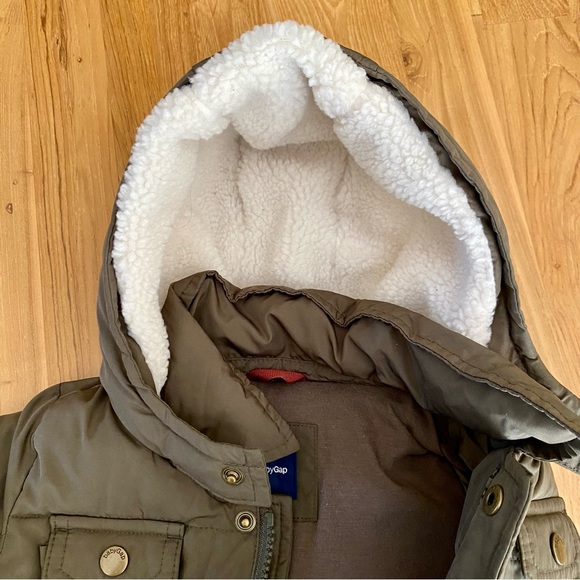 Gap 6-12M Winter Parka for Baby — NEW! - Picture 2 of 5